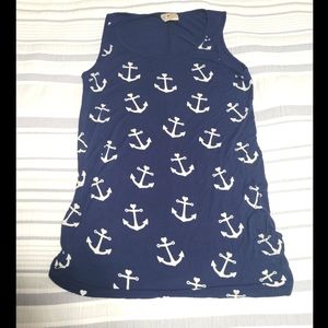 Free Kisses maternity size S navy/white tank rouched sides